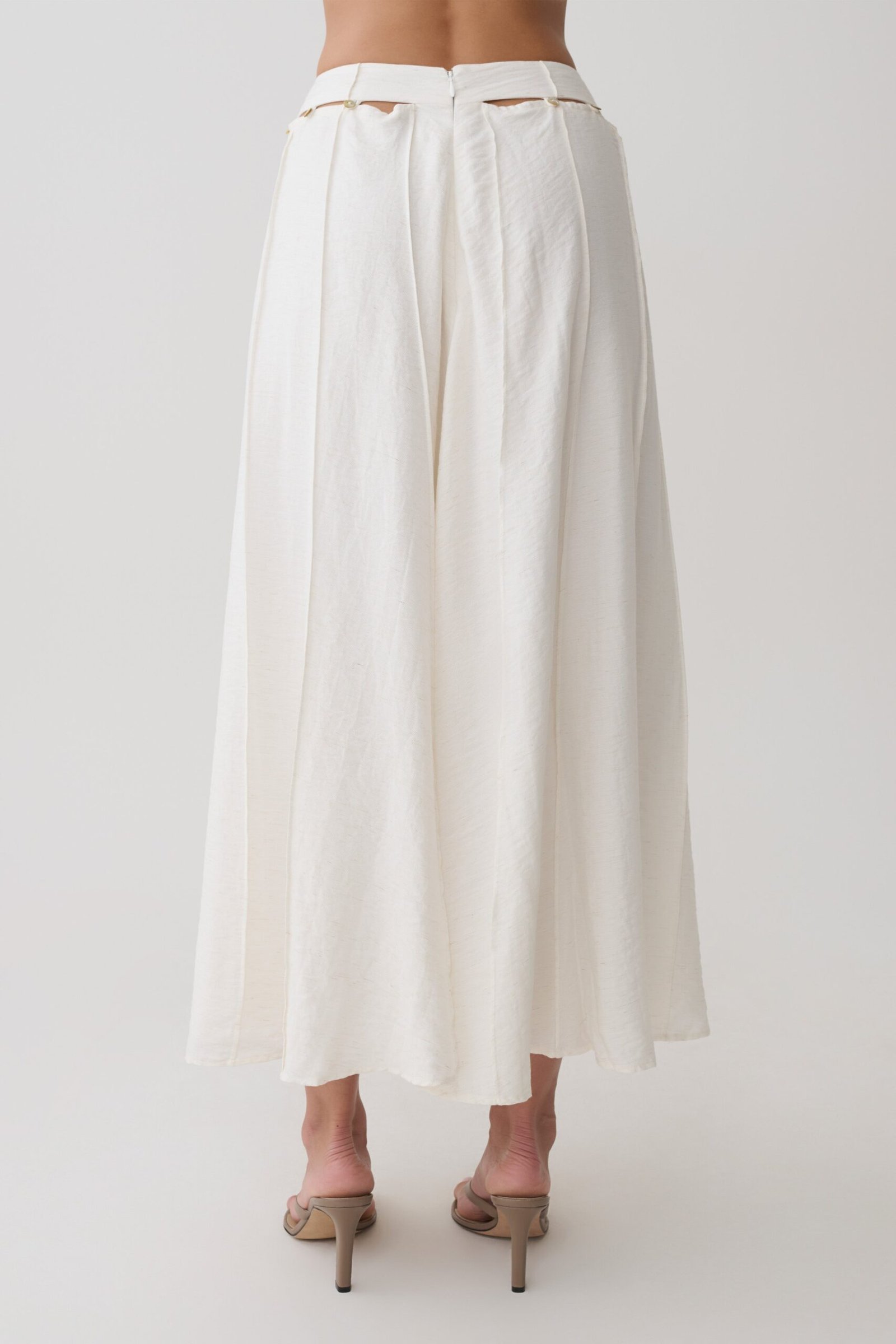 19_Claire_Skirt_White_0030.jpg