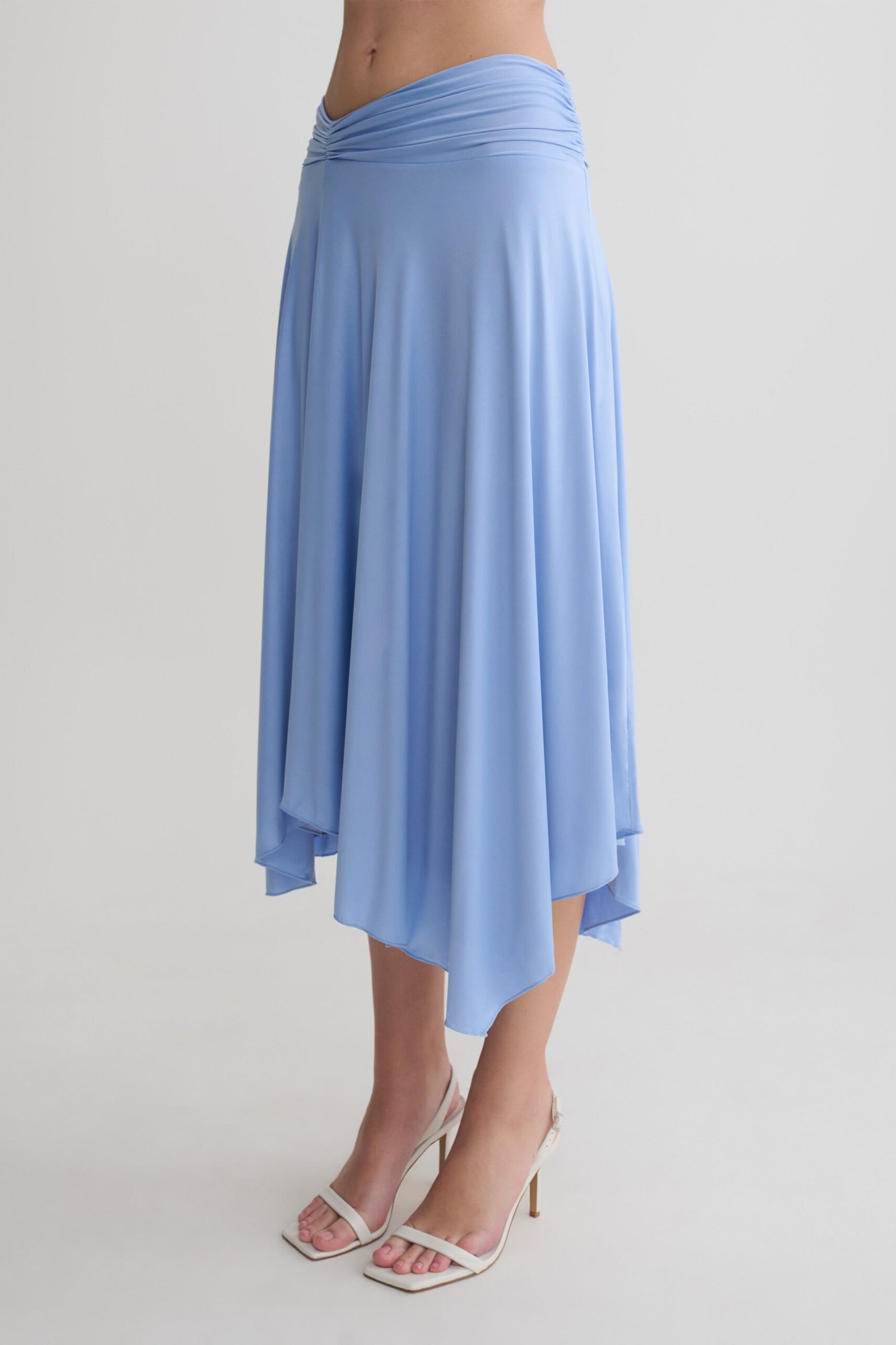 20_Luu_Top_SeaBlue_0017.jpg